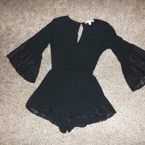 Women's juniors ABERCROMBIE & FITCH black lace inset romper size XS